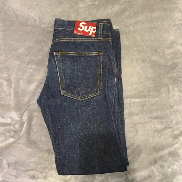 Supreme Rigid Slim Jeans , Size 30 , Brand New - Picture 3 of 3